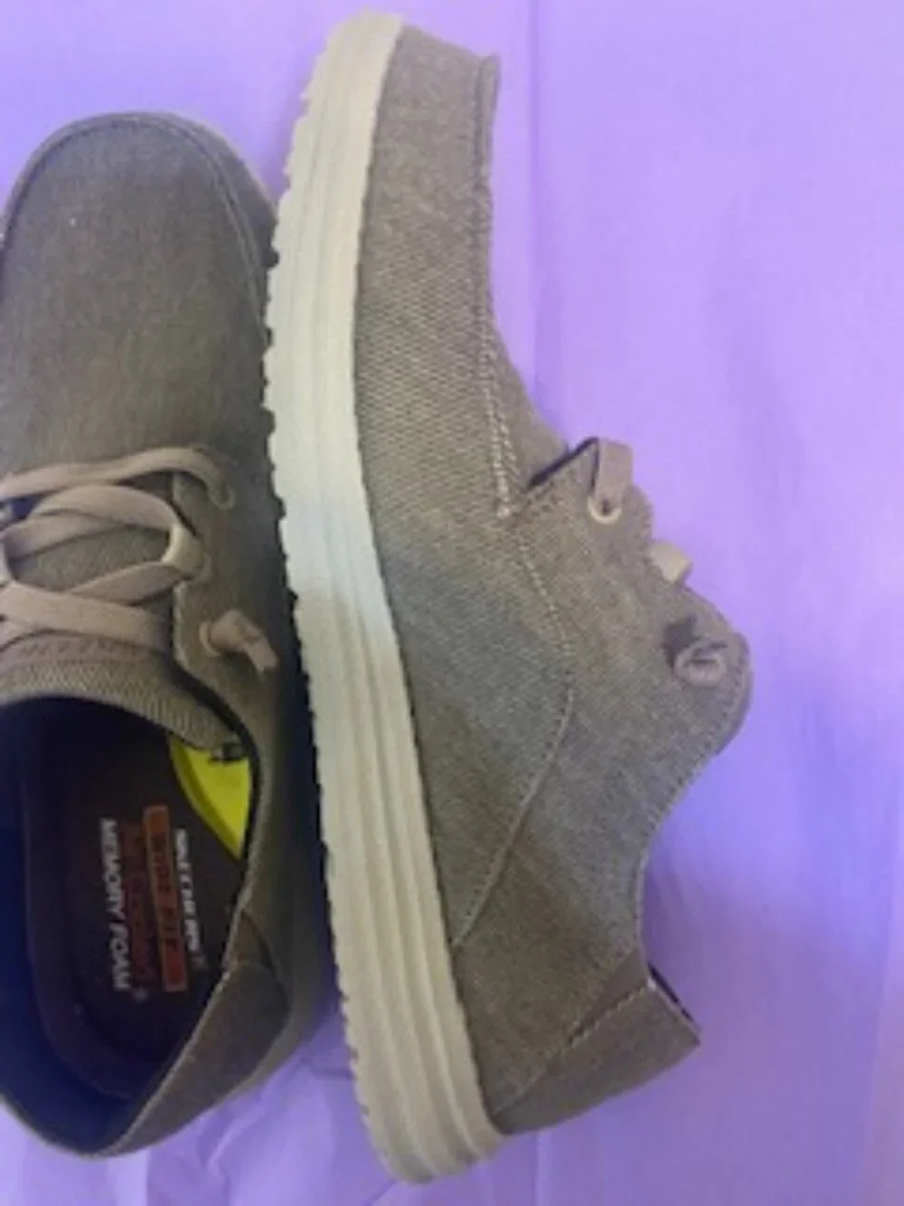 Men's SKECHERS Wide Fit- Memory Foam Air Cooled Goga Mat Arch - Size 10 - NEW